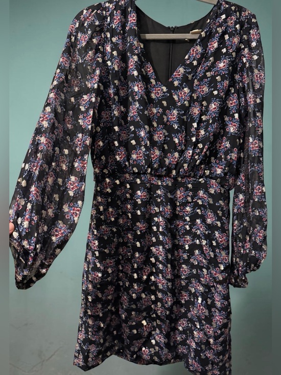 Shoshanna Dresses & Skirts - Shoshanna Navy Floral Long-Sleeve V-Neck Dress